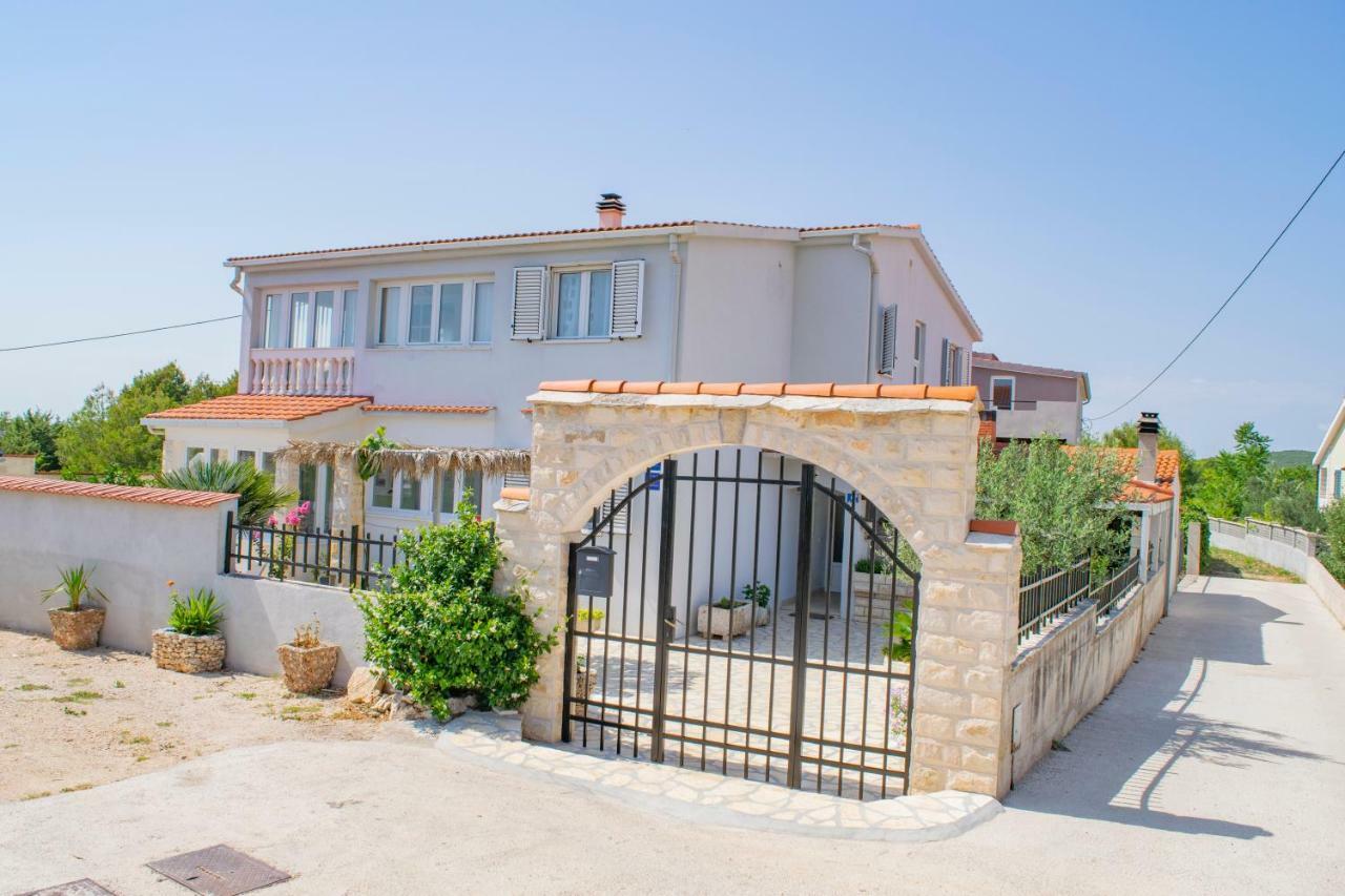 Apartments Solta Gornje Selo エクステリア 写真
